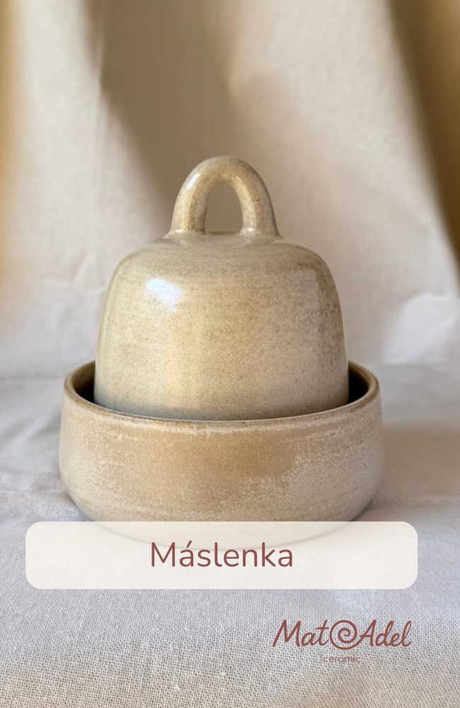 Jak vzniká keramická máslenka? Nahlédněte do výroby
