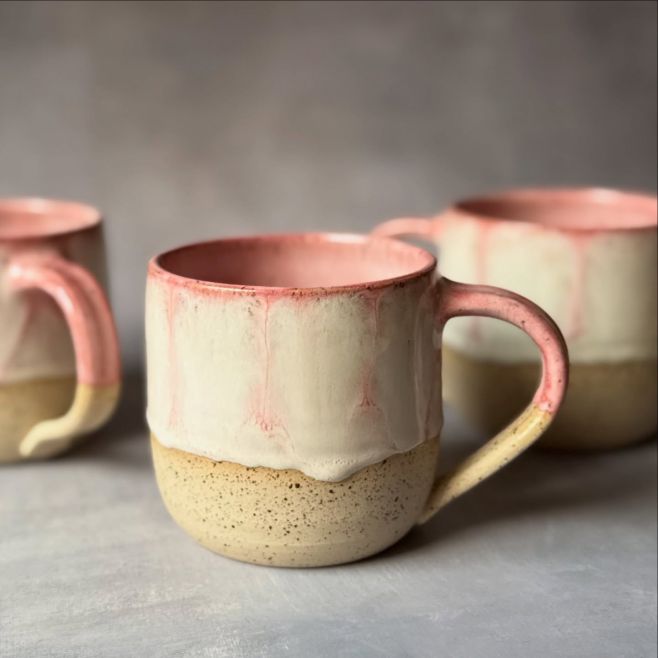 Do třetice vaše oblíbená růžová.🌸 Letos poslední bucláčci v téhle velikosti. A tak jsem při glazování sáhla po...